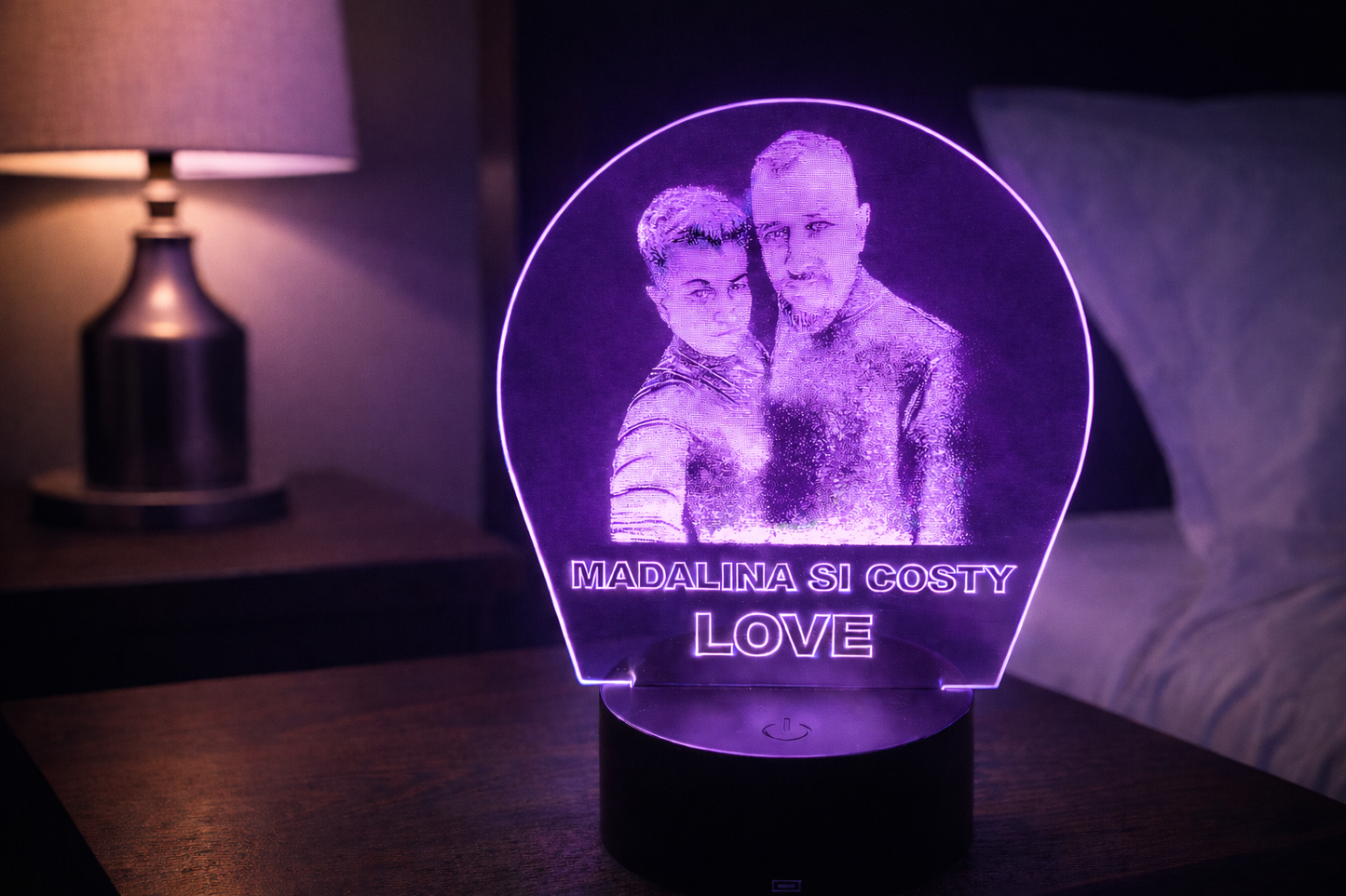 Lampă Led 3D - Cuplu + Mesaj Personalizat